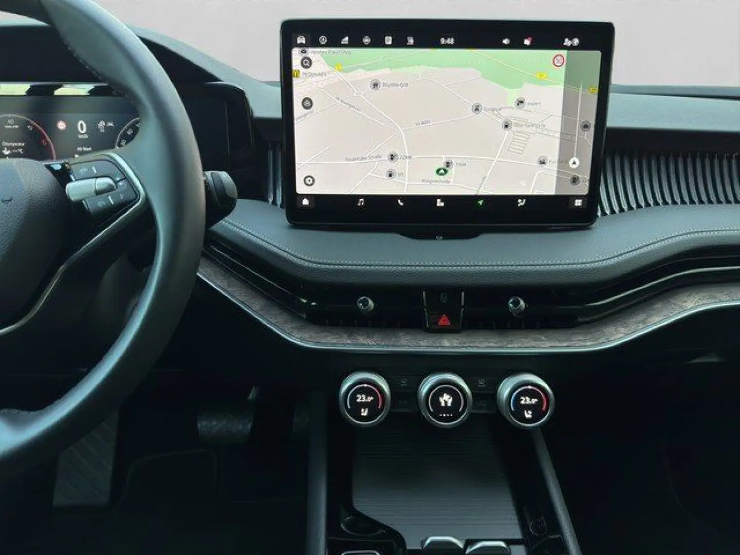 Skoda Superb Lim. 2.0 TDI DSG 4x4 L&K *MATRIX*