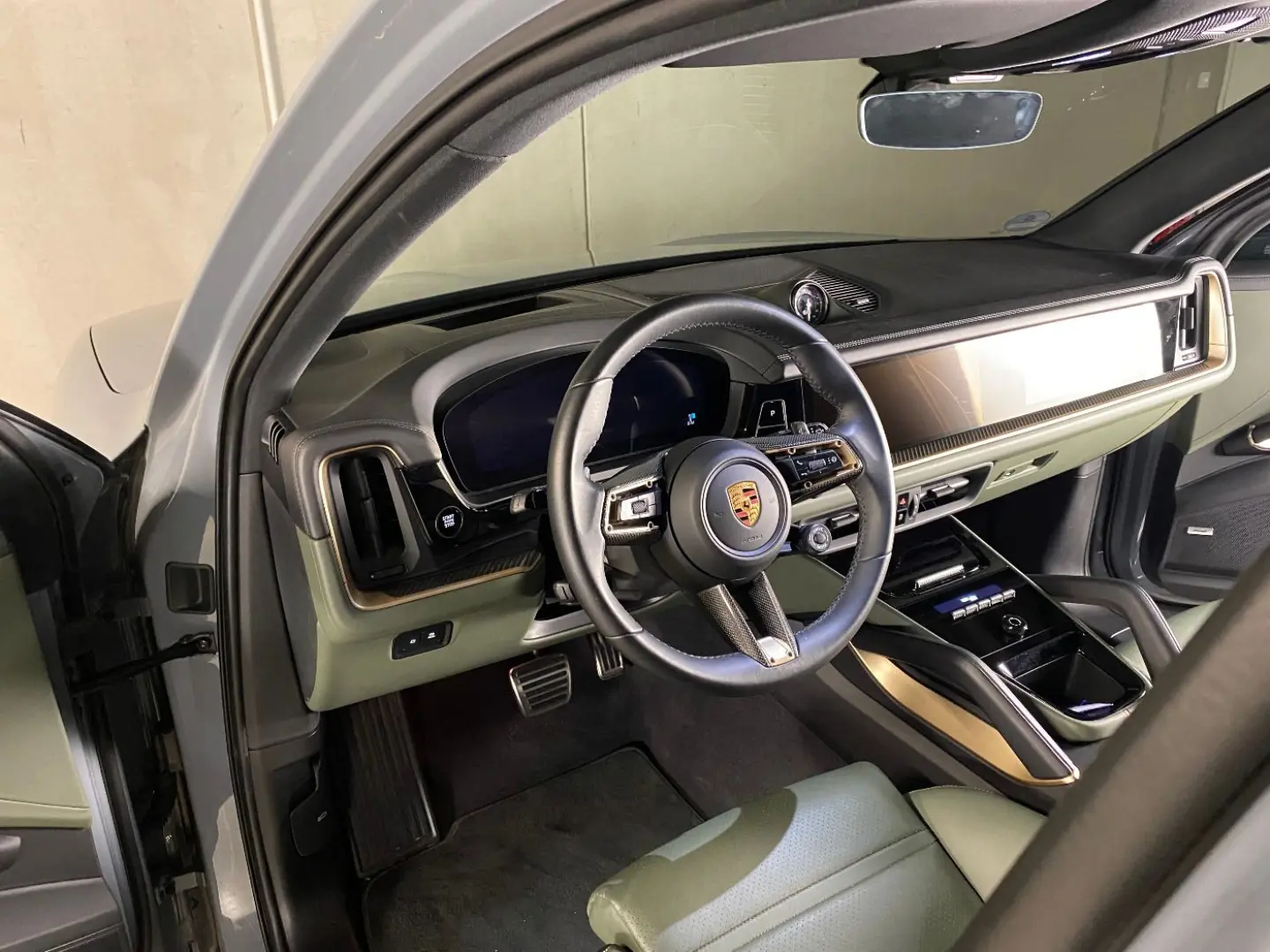 Cayenne S | SportDesign Paket | el. AHK |