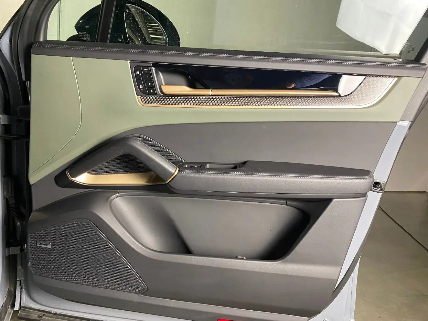 Cayenne S | SportDesign Paket | el. AHK |