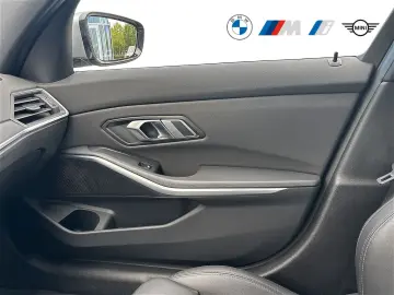 320d xDrive Limousine M Sportpaket AHK