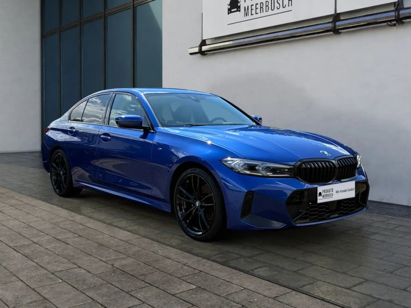 320d xDrive M Sport ACC/ADAPTLED/STNDHZNG/HEADUP