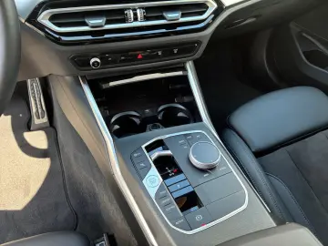 320d xDrive M Sport ACC/ADAPTLED/STNDHZNG/HEADUP