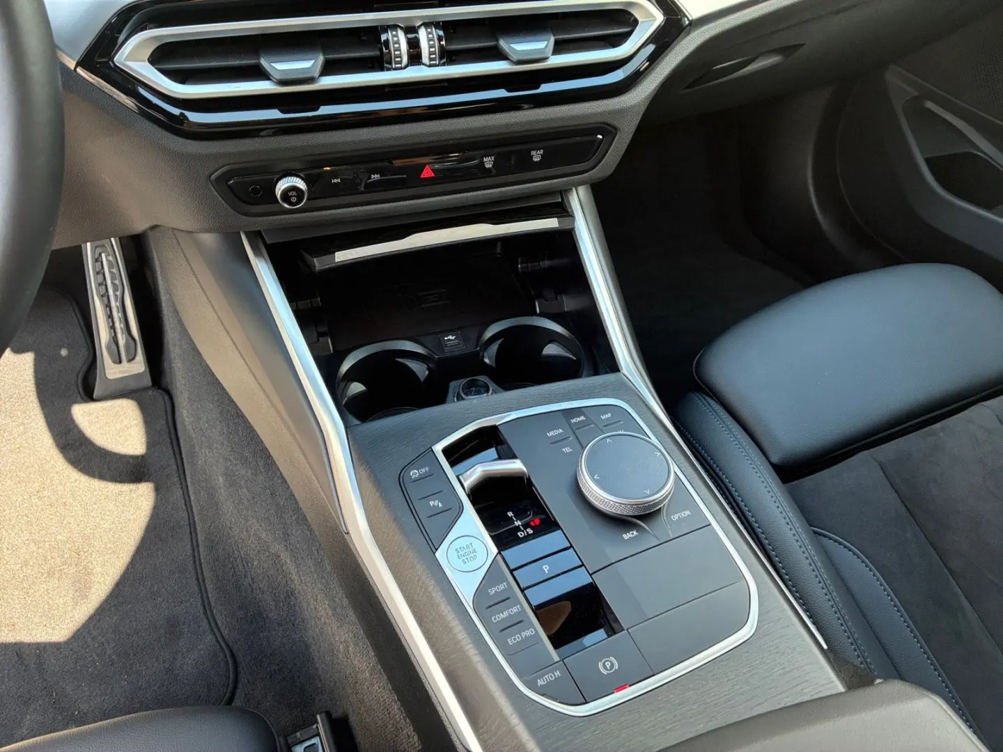 320d xDrive M Sport ACC/ADAPTLED/STNDHZNG/HEADUP