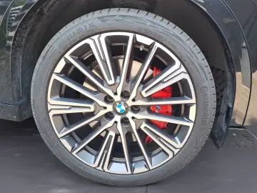 X2 M35i xDrive Kamera Keyless 20' Inconic Glow