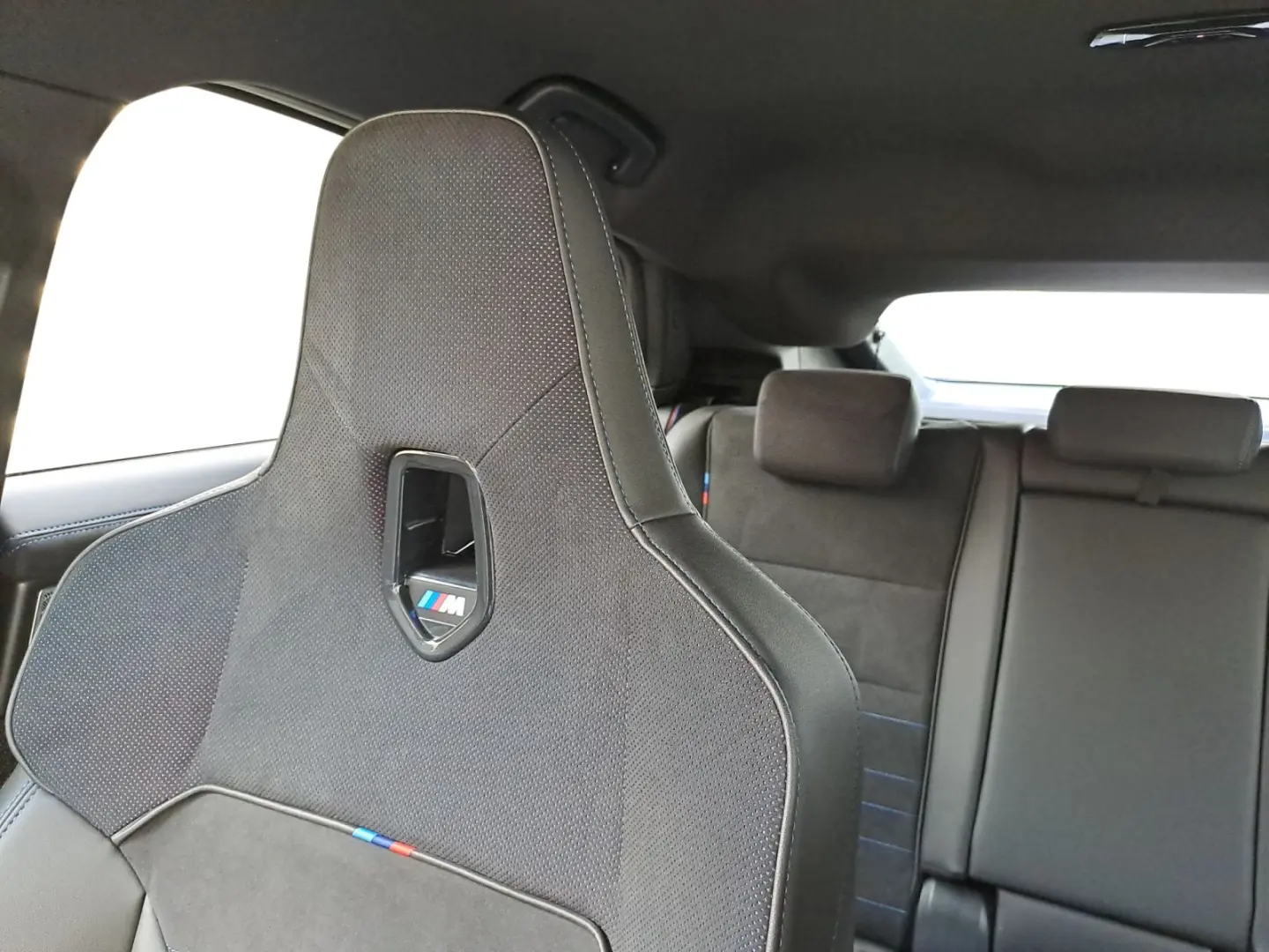 X2 M35i xDrive Kamera Keyless 20' Inconic Glow