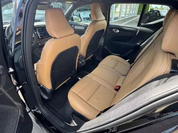XC40 B5*AWD*Inscription*Standhzg*ACC*RKamera*PDC