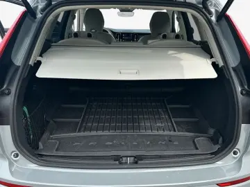 XC60 B5 B AWD Core GJR SiH WINTER FIS LED