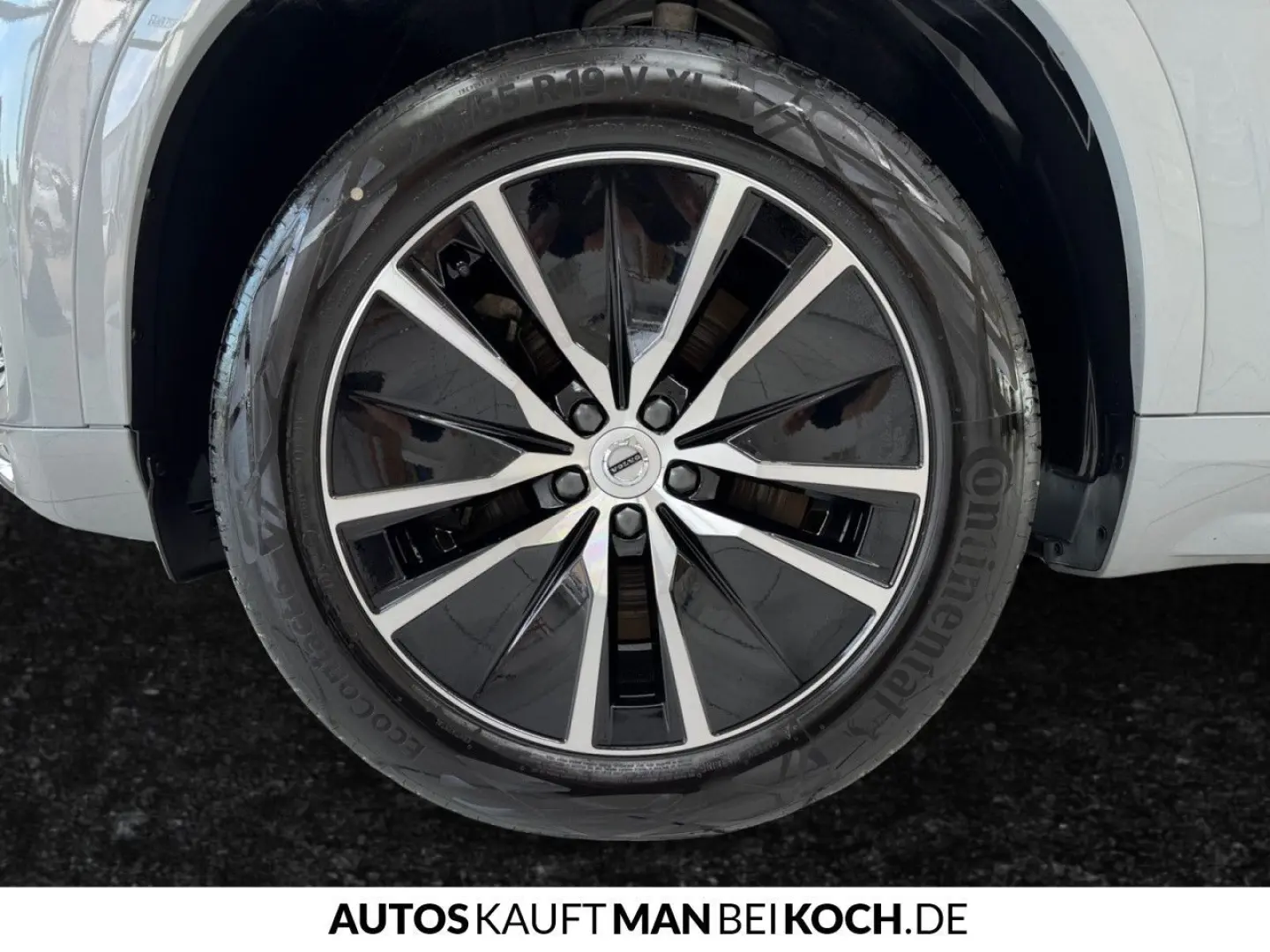 XC90 T8 AWD Core Plug-In BLIS Kamera Leder uvm.