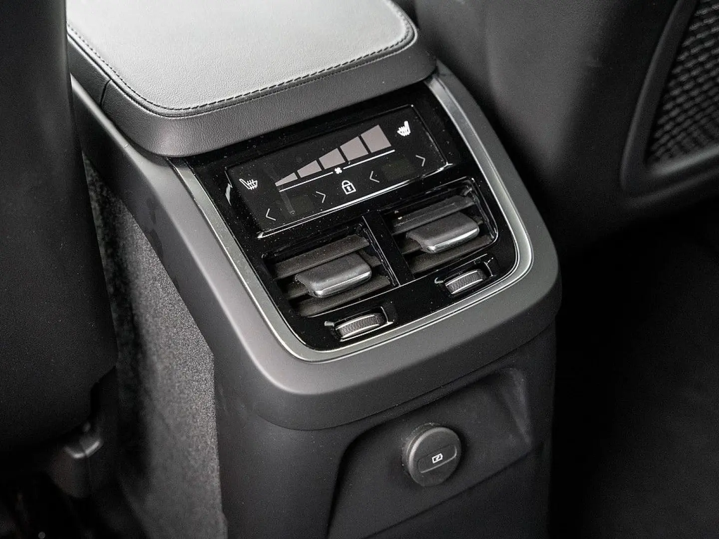 XC90 T8 AWD Bright