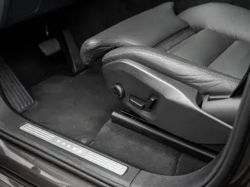 XC90 T8 AWD Bright