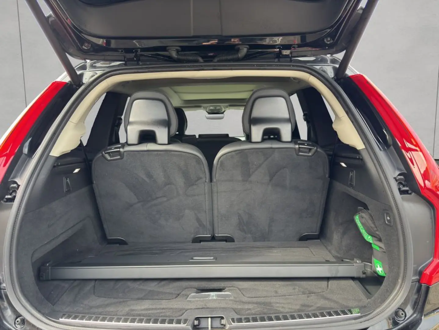 XC90 B5 AWD Plus-Bright 7S Glasd Standh 360° AHK