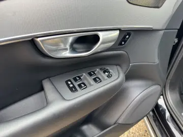 XC90 B5 AWD Plus-Bright 7S Glasd Standh 360° AHK