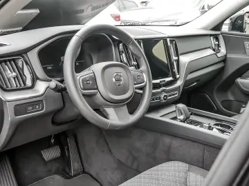XC60 2.0 Core Recharge Plug-In Hybrid AWD