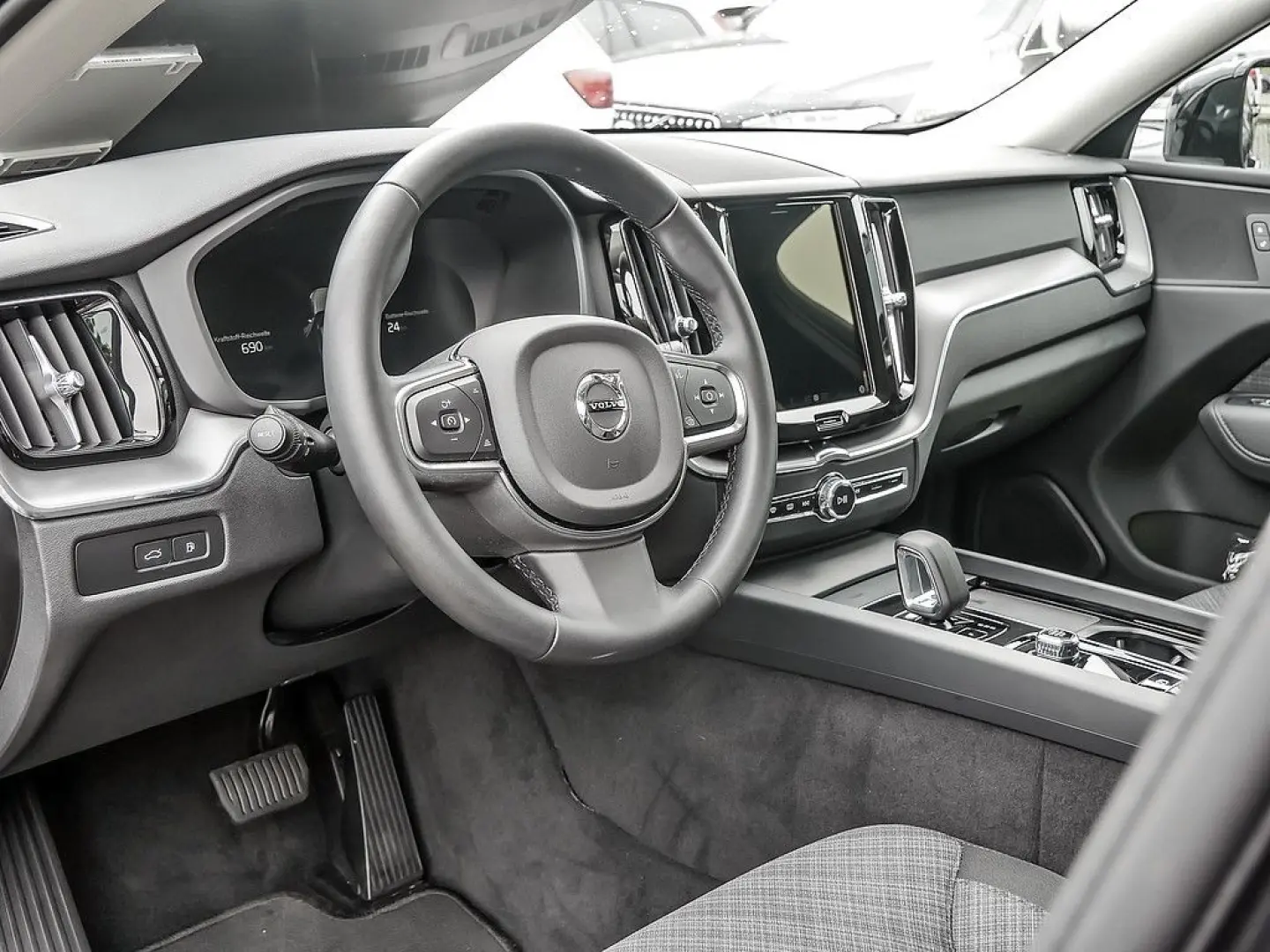 XC60 2.0 Core Recharge Plug-In Hybrid AWD