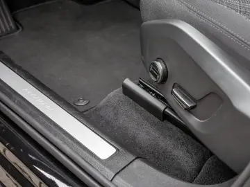 XC60 2.0 Core Recharge Plug-In Hybrid AWD