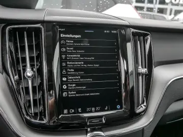 XC60 2.0 Core Recharge Plug-In Hybrid AWD