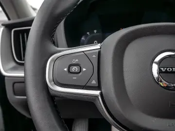 XC60 2.0 Core Recharge Plug-In Hybrid AWD