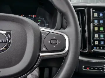 XC60 2.0 Core Recharge Plug-In Hybrid AWD