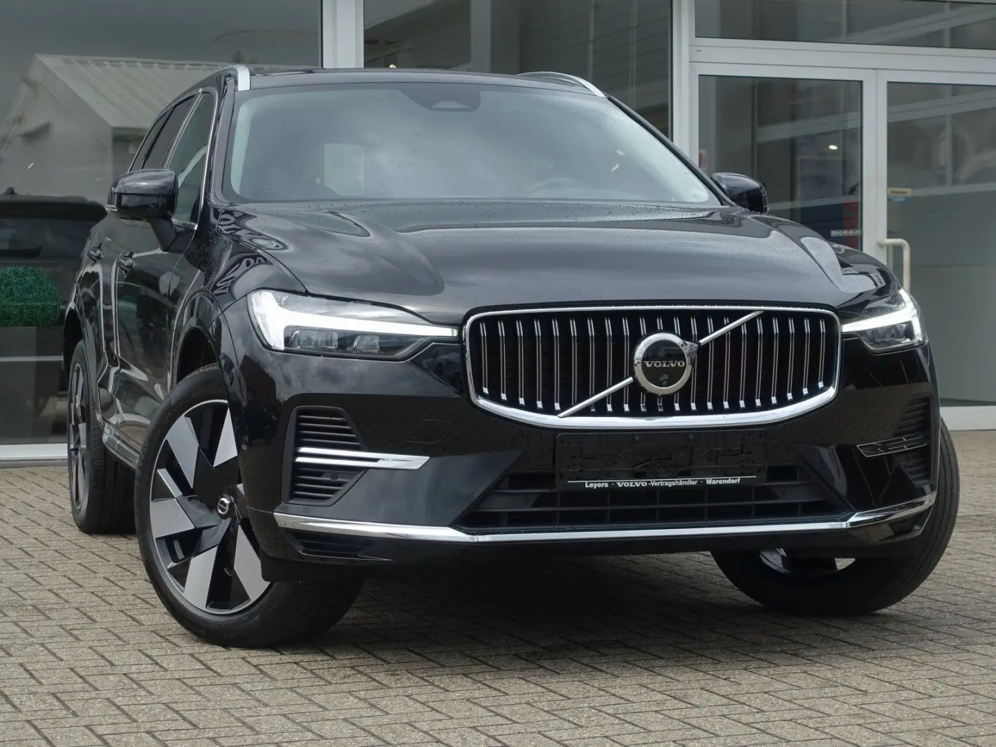 XC60 Recharge Plus Bright T8 AWD Pano/360°Cam/