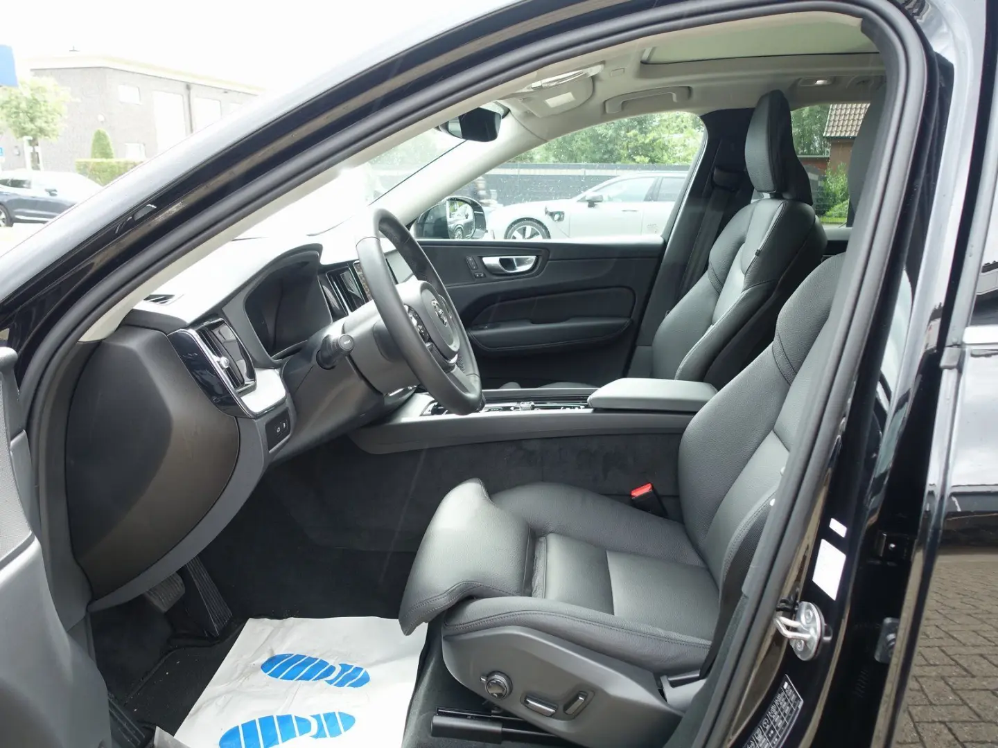 XC60 Recharge Plus Bright T8 AWD Pano/360°Cam/