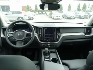 XC60 Recharge Plus Bright T8 AWD Pano/360°Cam/