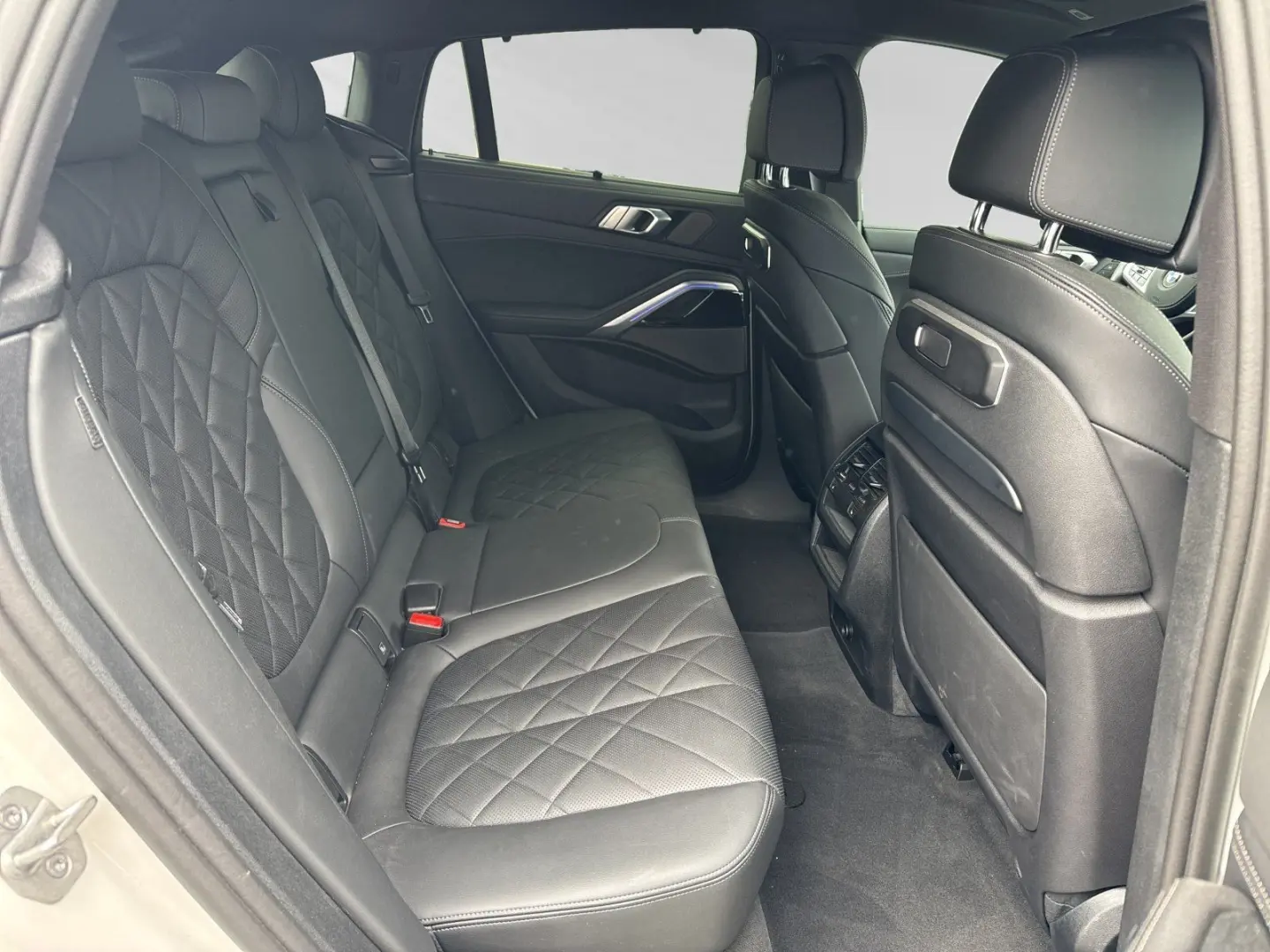 X6 xDrive40d M Sport|SkyLounge|AHK|Standhzg.