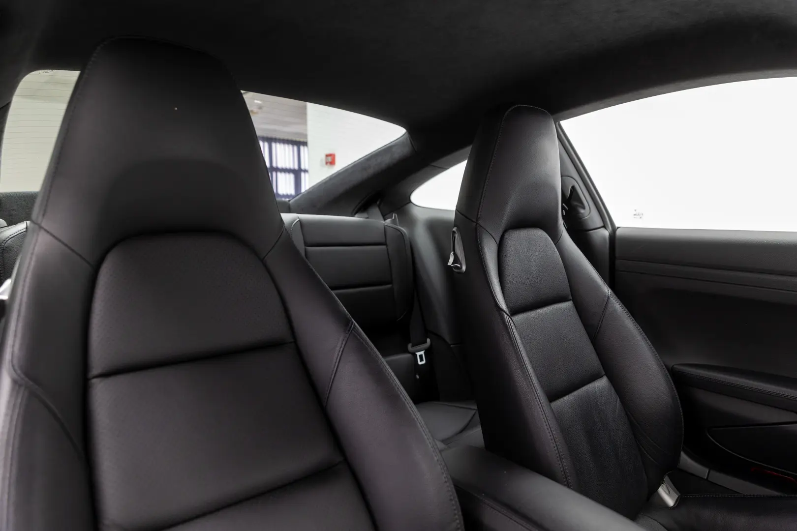 Porsche 911 Carrera 4