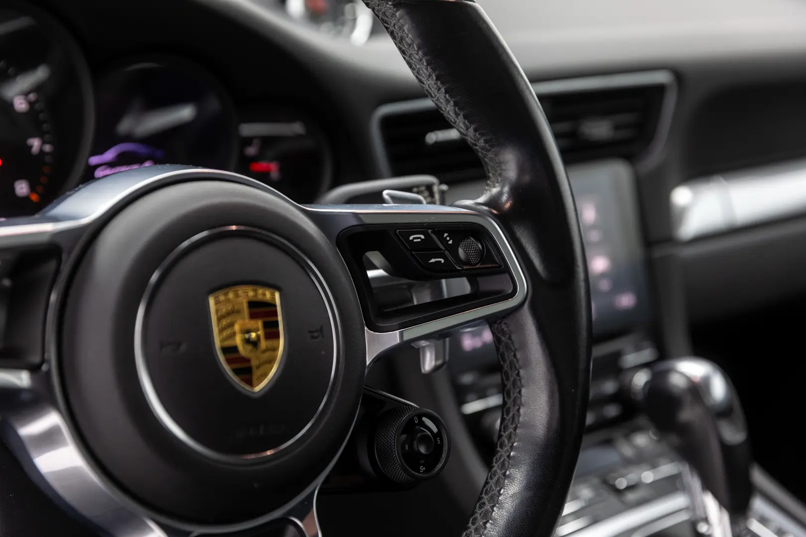 Porsche 911 Carrera 4