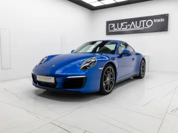 Porsche 911 Carrera 4