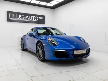 Porsche 911 Carrera 4