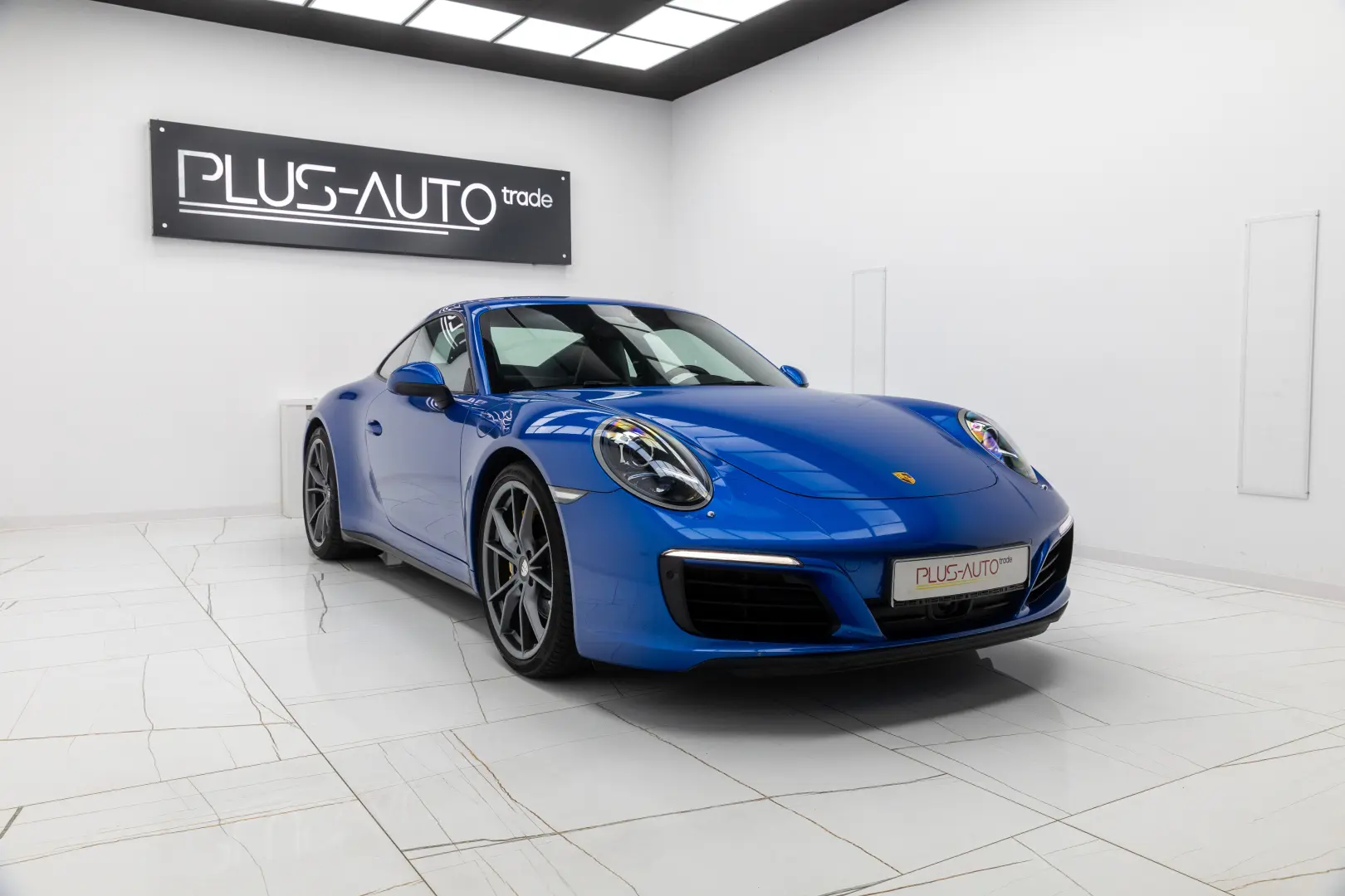 Porsche 911 Carrera 4