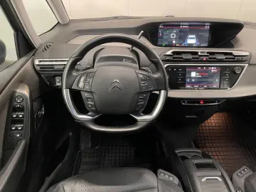 Citroen C4_GRAND_SPACE_TOURER