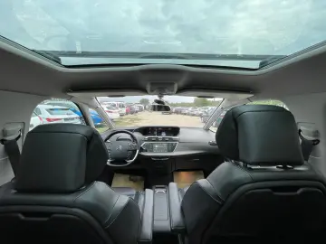 Citroen C4_GRAND_SPACE_TOURER