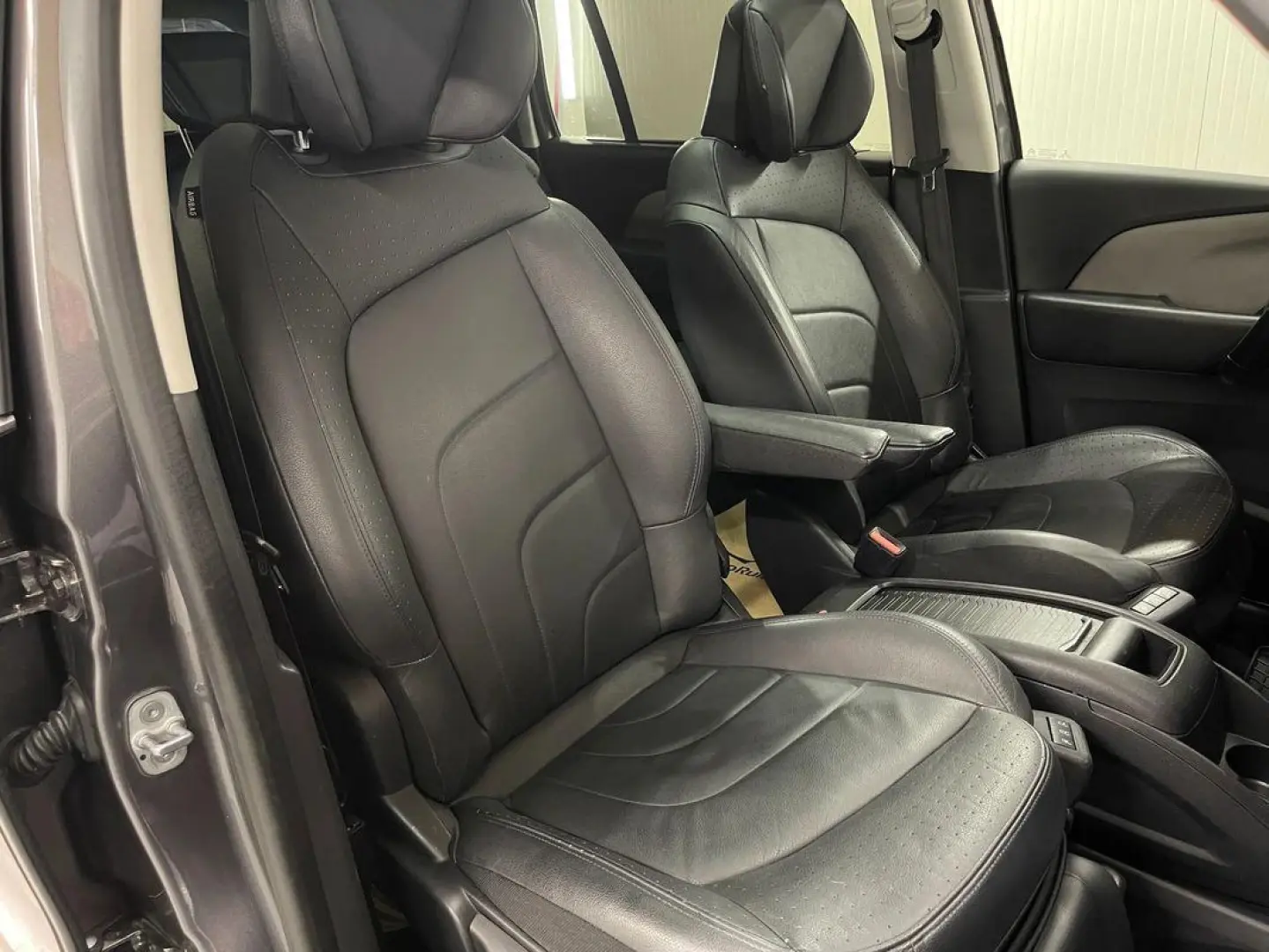 Citroen C4_GRAND_SPACE_TOURER