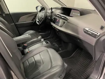 Citroen C4_GRAND_SPACE_TOURER