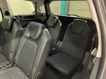 Citroen C4_GRAND_SPACE_TOURER
