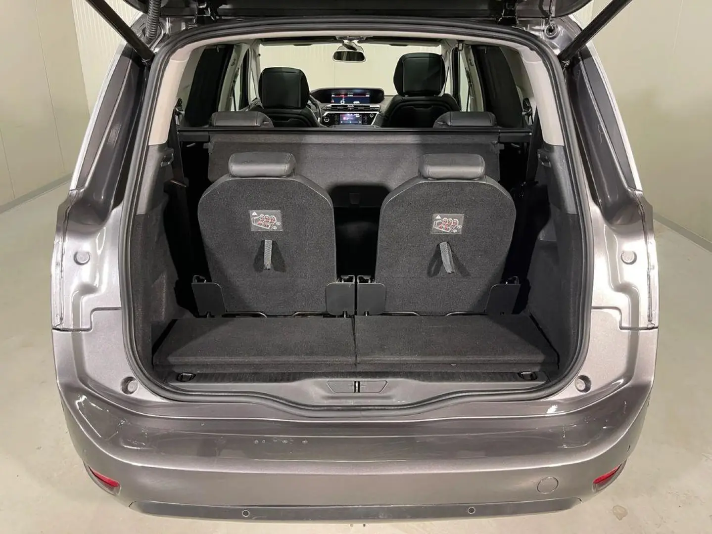 Citroen C4_GRAND_SPACE_TOURER