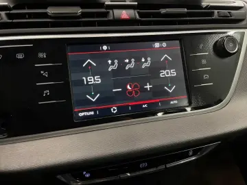 Citroen C4_GRAND_SPACE_TOURER