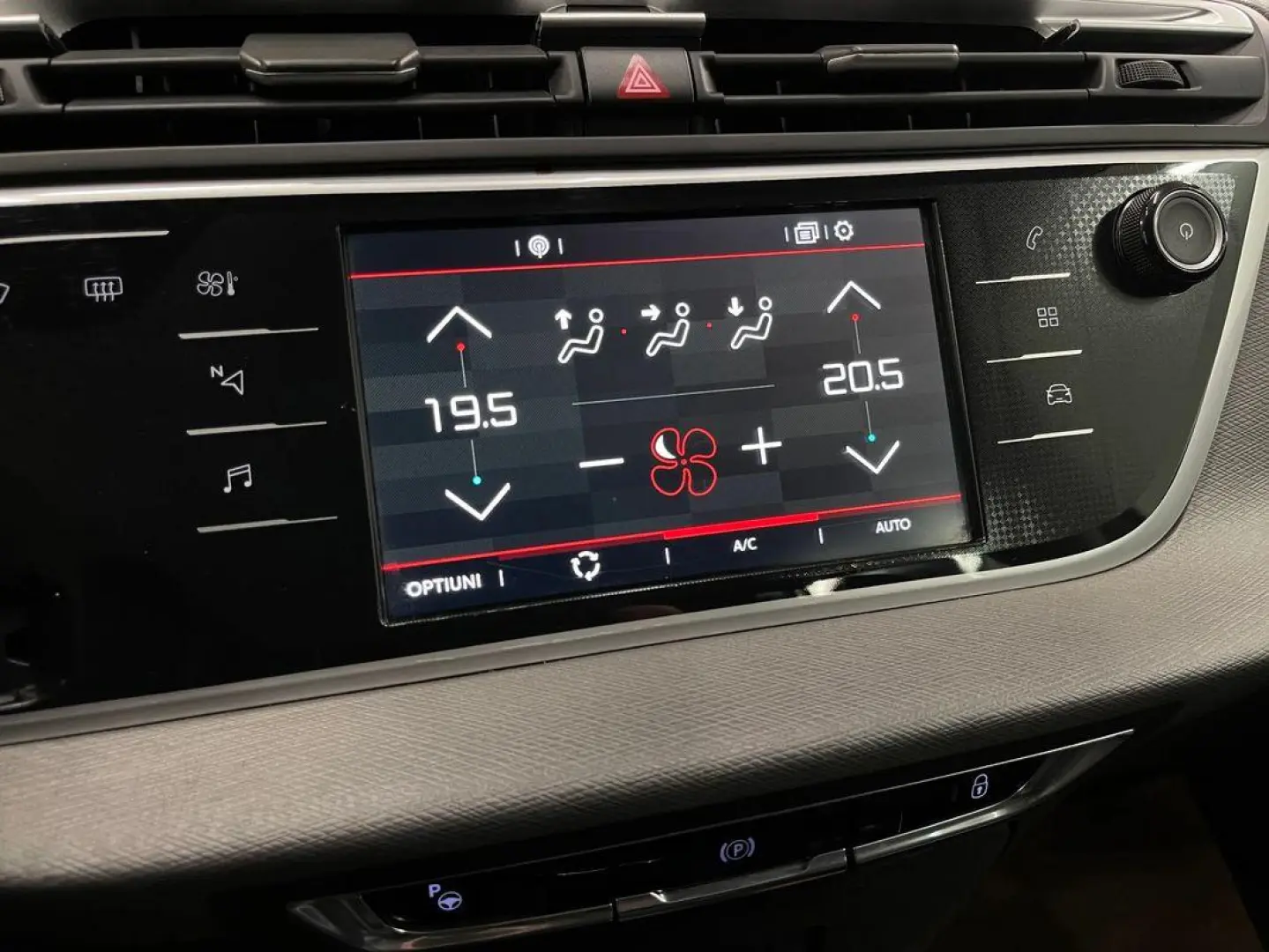 Citroen C4_GRAND_SPACE_TOURER