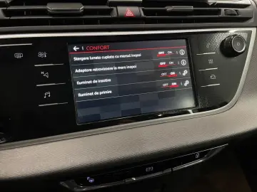 Citroen C4_GRAND_SPACE_TOURER