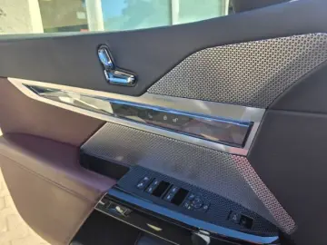 740 d xDrive Design Pure Excellence Theatre Scre