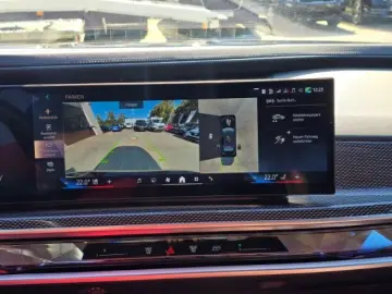 740 d xDrive Design Pure Excellence Theatre Scre