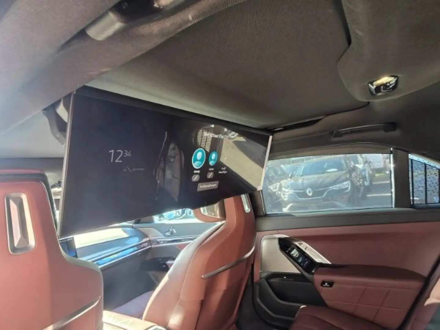 740 d xDrive Design Pure Excellence Theatre Scre