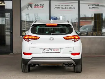 HYUNDAI TUCSON Xpossible