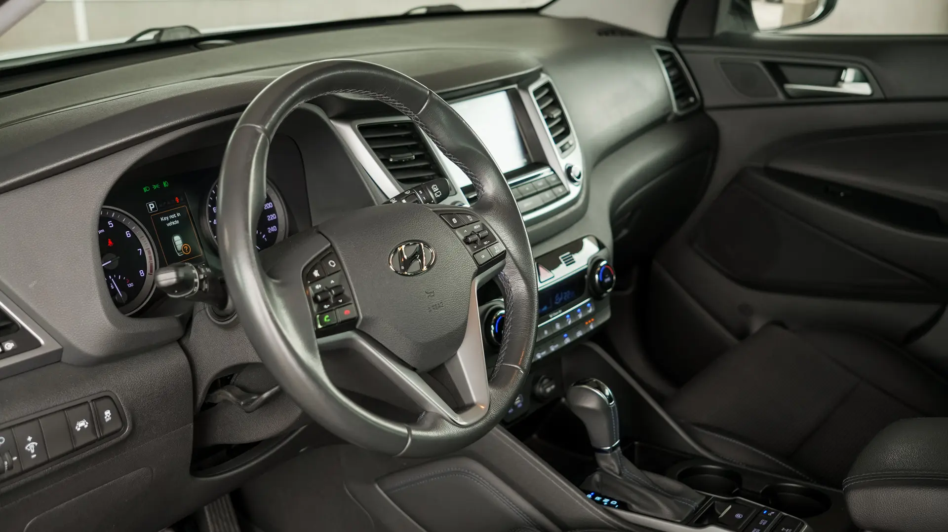 HYUNDAI TUCSON Xpossible