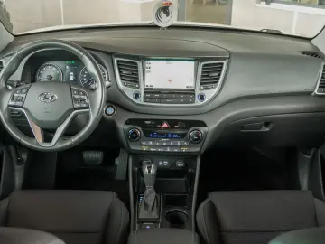 HYUNDAI TUCSON Xpossible