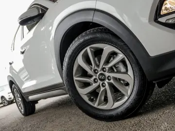 HYUNDAI TUCSON Xpossible