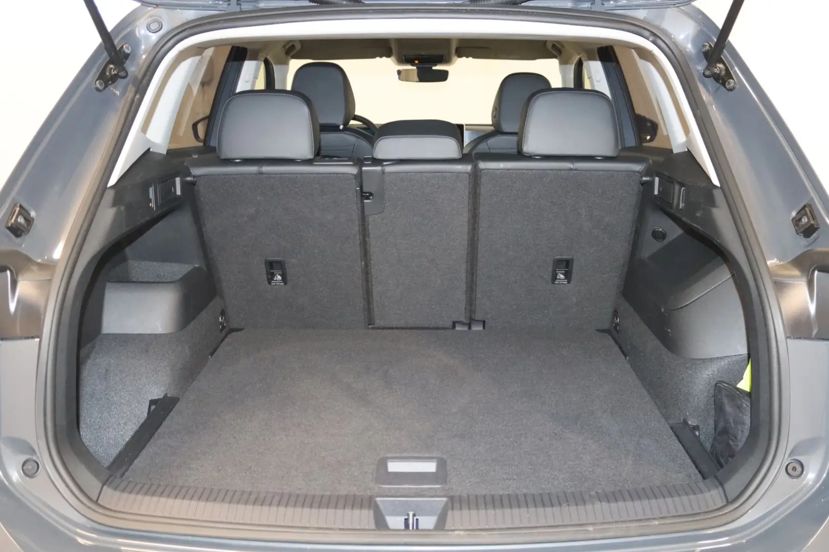 Tiguan 1.5 eTSI-Virt.-Kamera-AHK-NAV-ACC-LED-SHZ