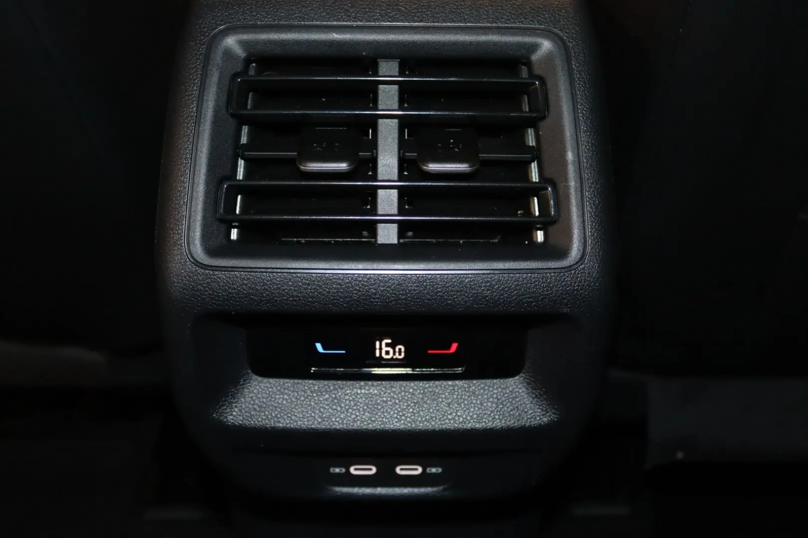 Tiguan 1.5 eTSI-Virt.-Kamera-AHK-NAV-ACC-LED-SHZ