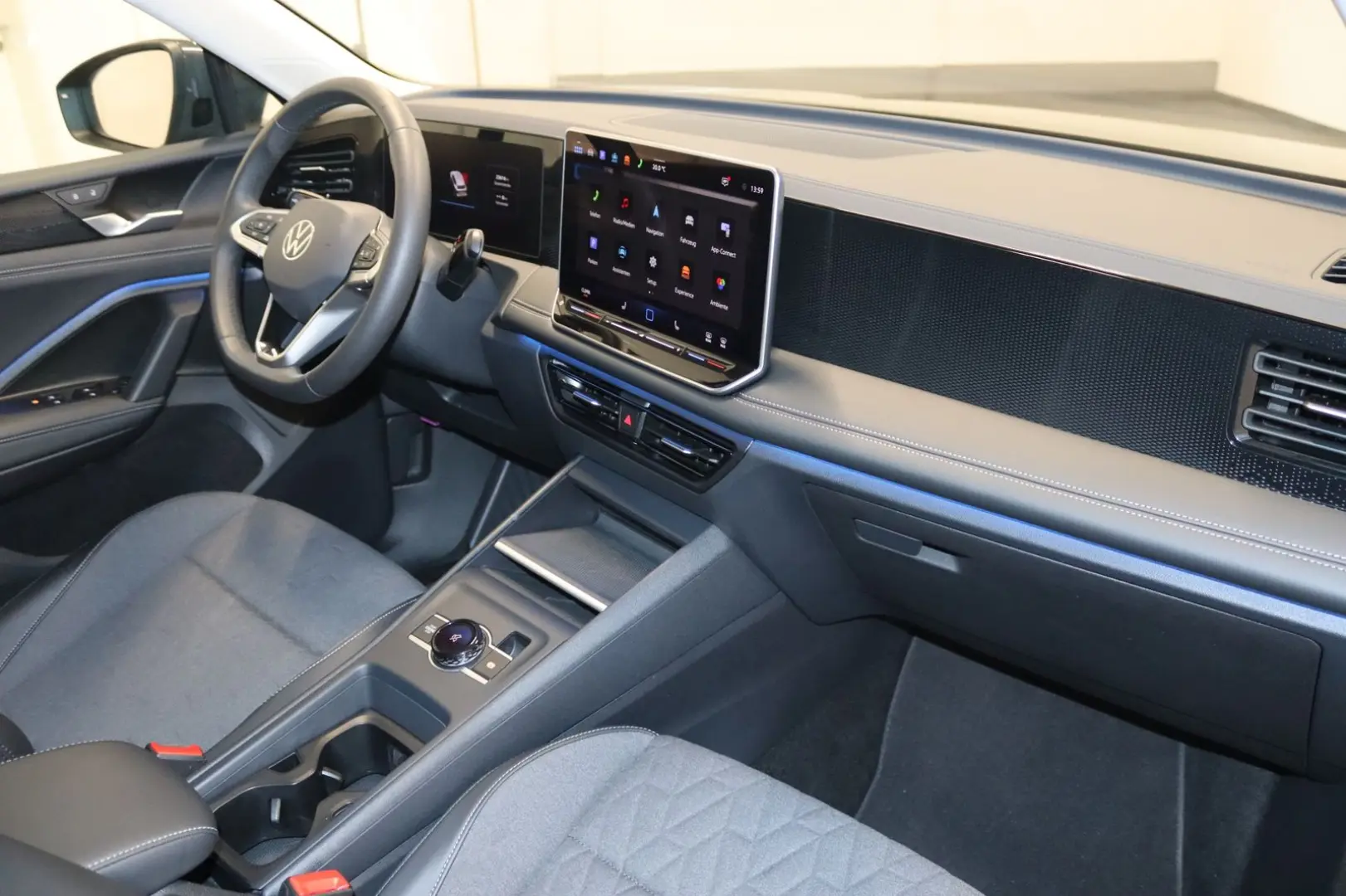 Tiguan 1.5 eTSI-Virt.-Kamera-AHK-NAV-ACC-LED-SHZ